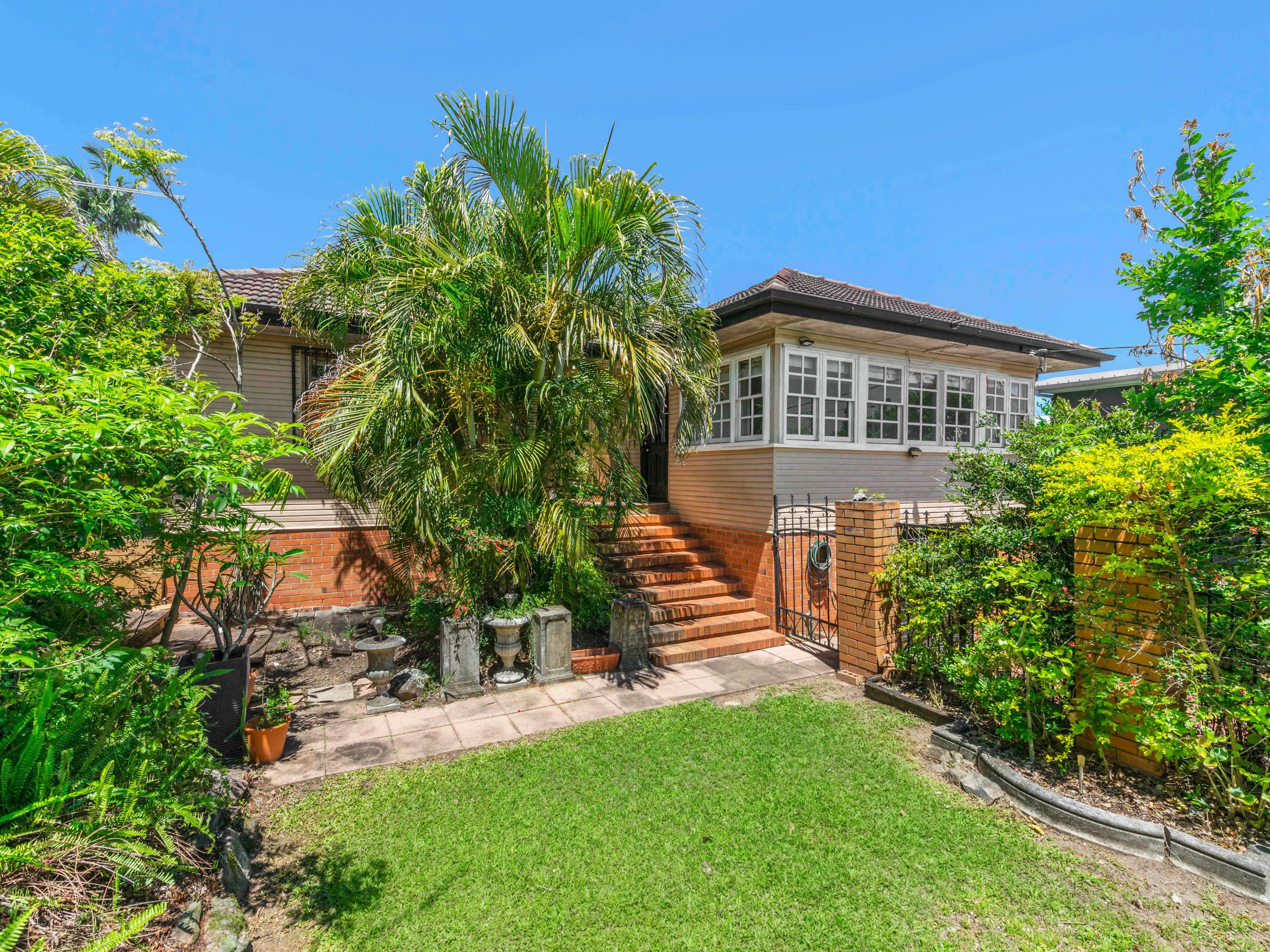 7 Gabon Street, Stafford QLD 4053, Stafford - Image 1