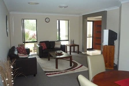 13 Stringybark Drive, MOLENDINAR QLD 4214, Molendinar - Thumbnail 5