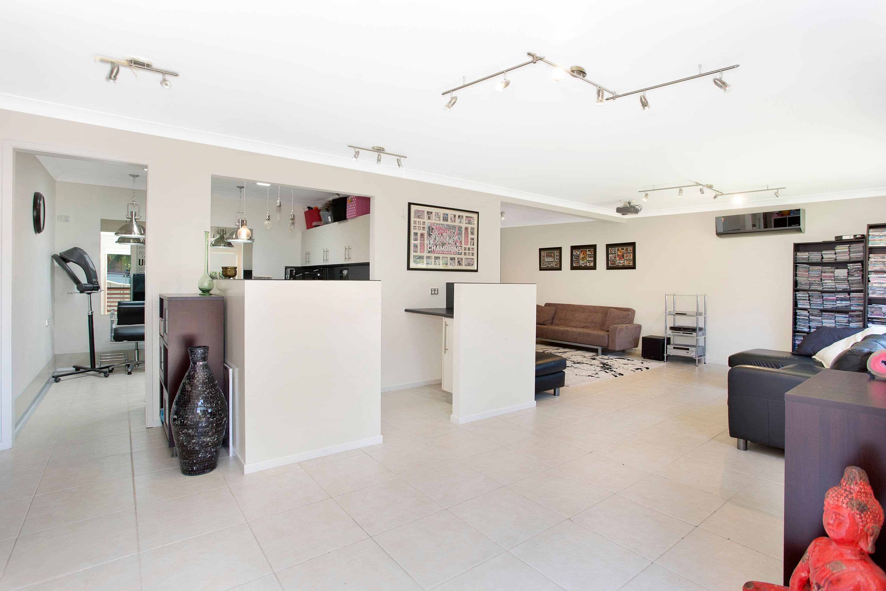 22 Shannon Parade, Berkeley Vale - Thumbnail 6