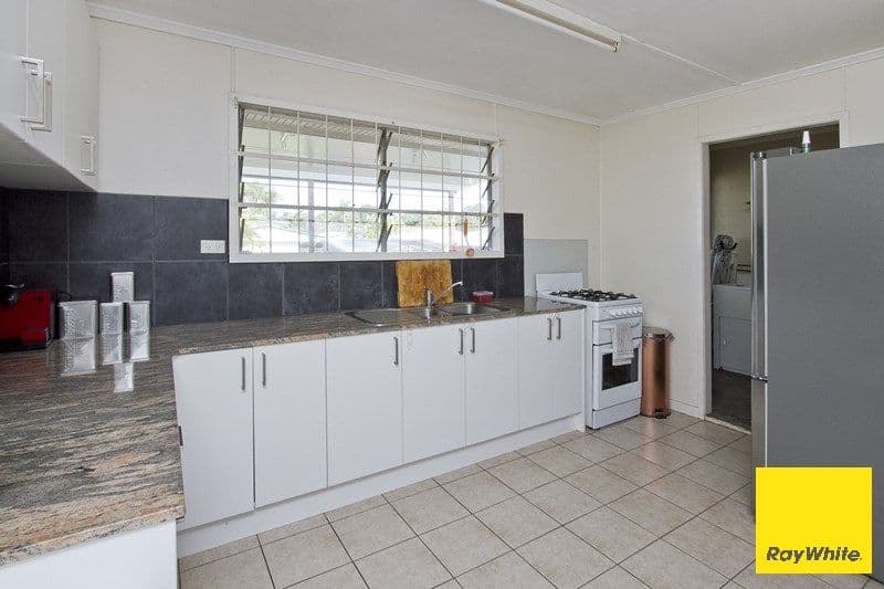 9 Elaine Street, Bracken Ridge QLD 4017, Bracken Ridge - Thumbnail 4