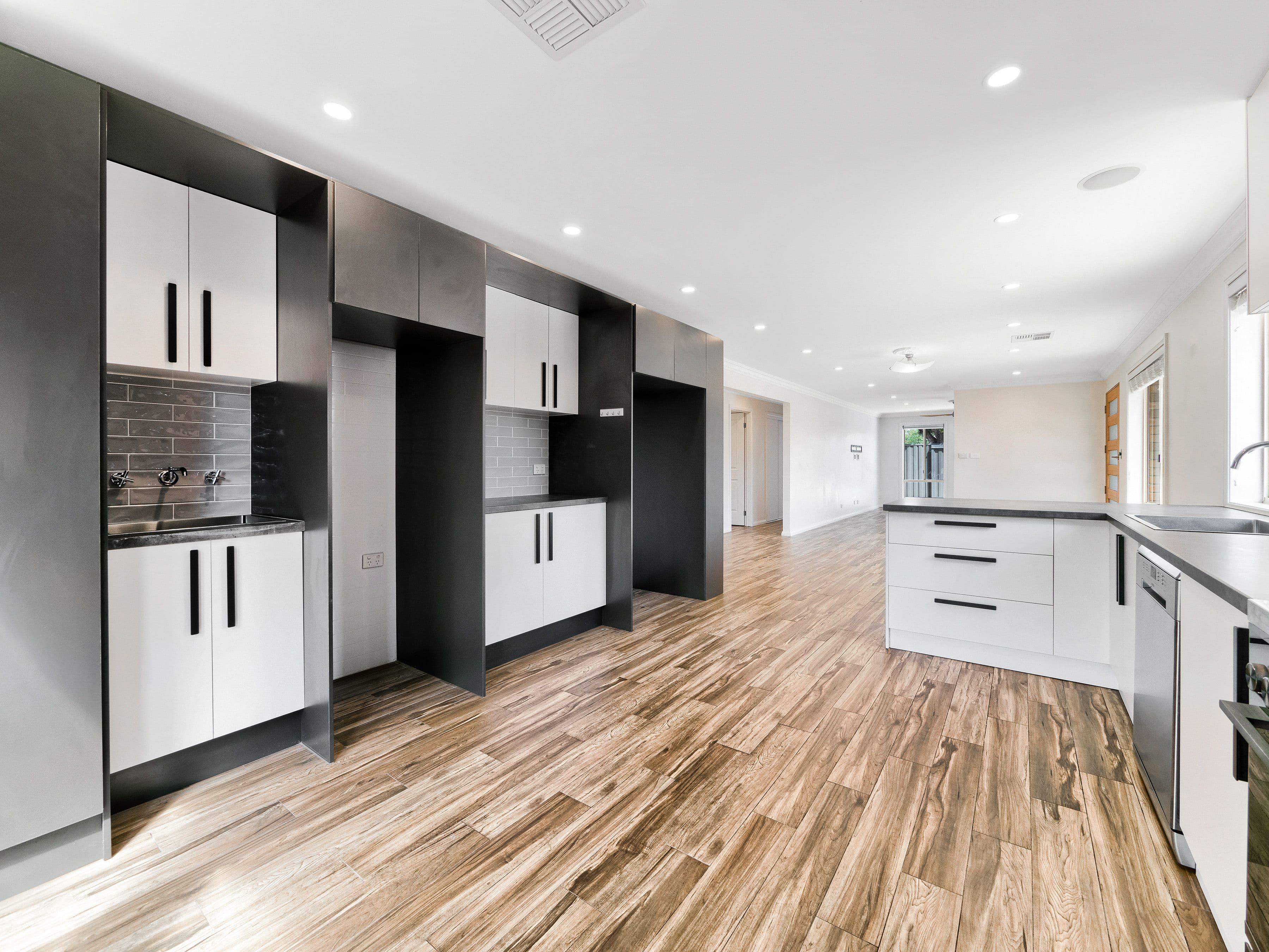 23 Rouse Street, Cranbourne VIC 3977, Cranbourne - Thumbnail 7