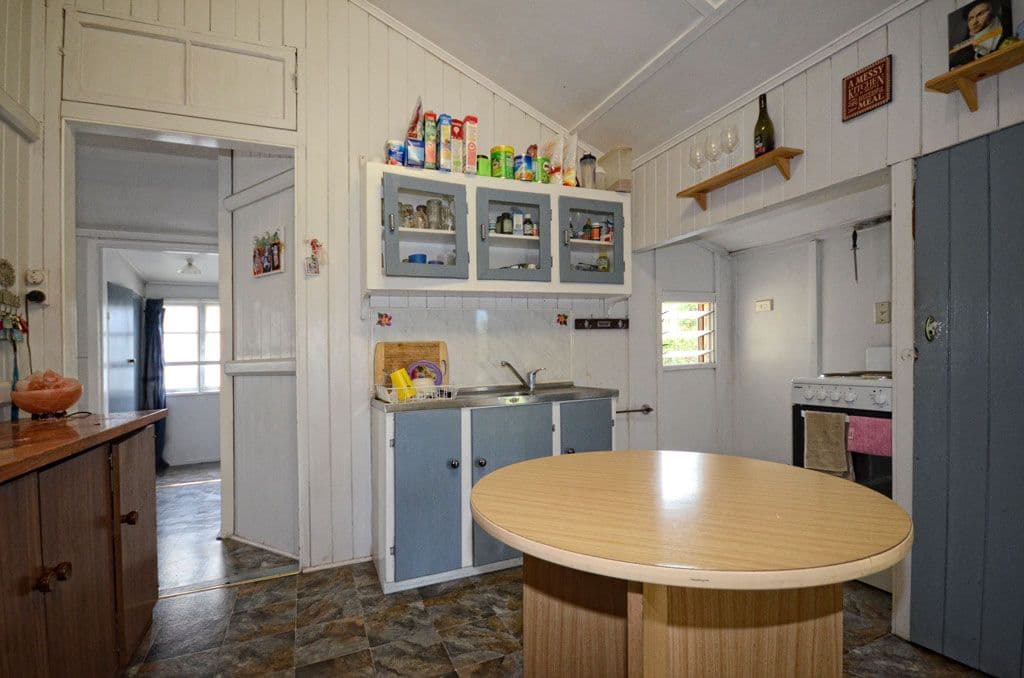 77 Grevillea Street, Biloela QLD 4715, Biloela - Thumbnail 4