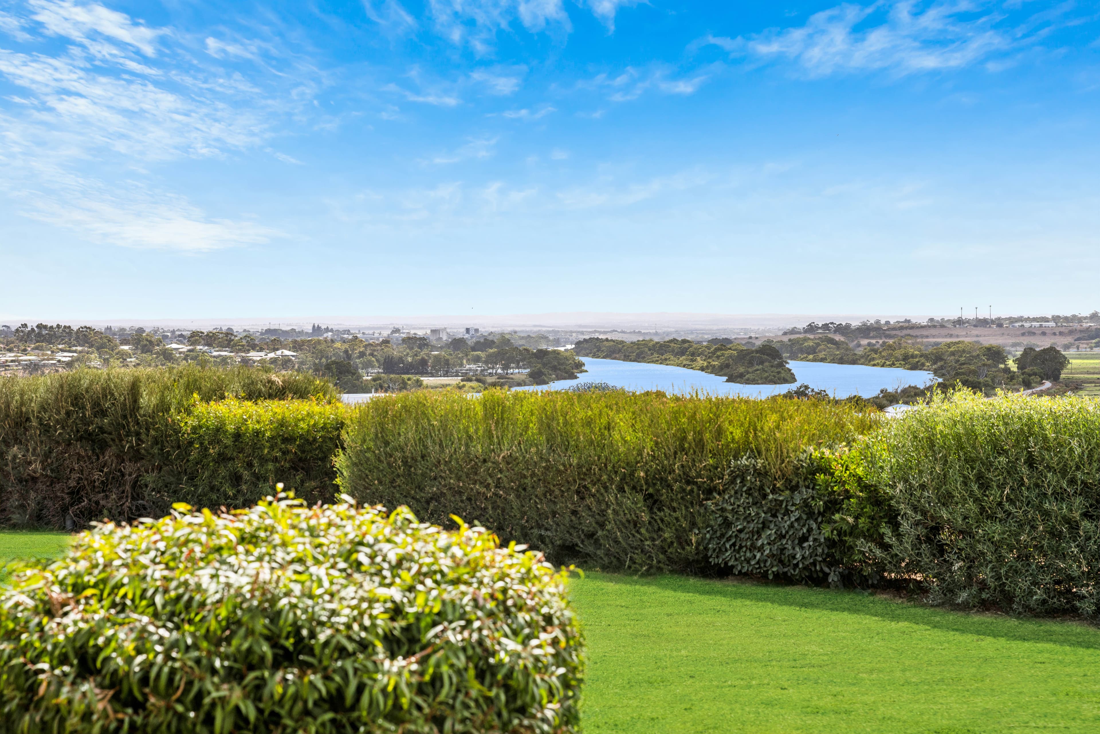 2-4 Queen Louisa Drive, Murray Bridge SA 5253, Murray Bridge - Thumbnail 2