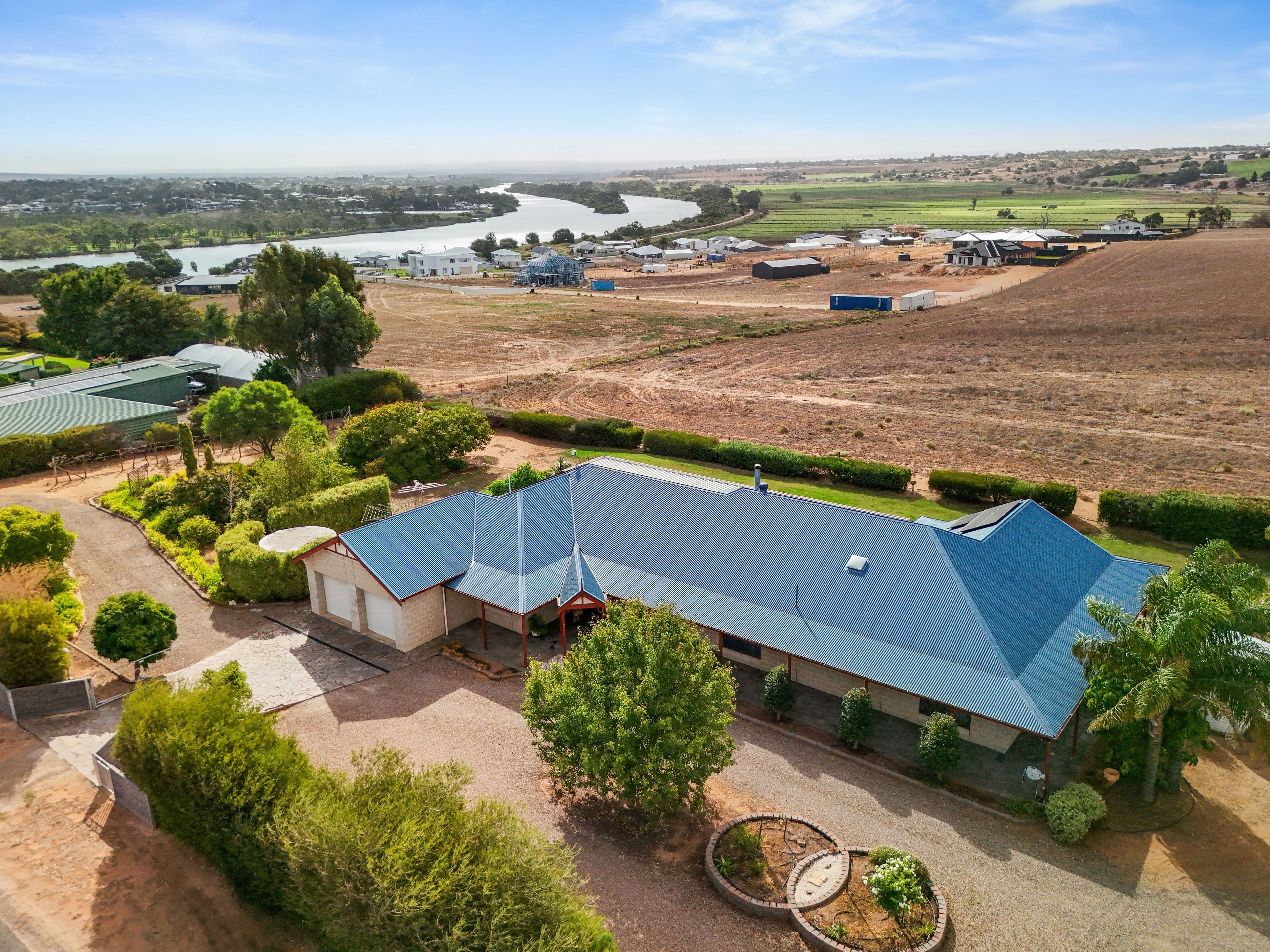 2-4 Queen Louisa Drive, Murray Bridge SA 5253, Murray Bridge - Thumbnail 5
