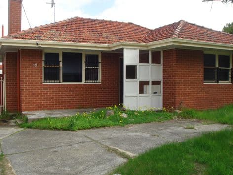 19 Loxwood Road, BALGA WA 6061, Balga - Thumbnail 2
