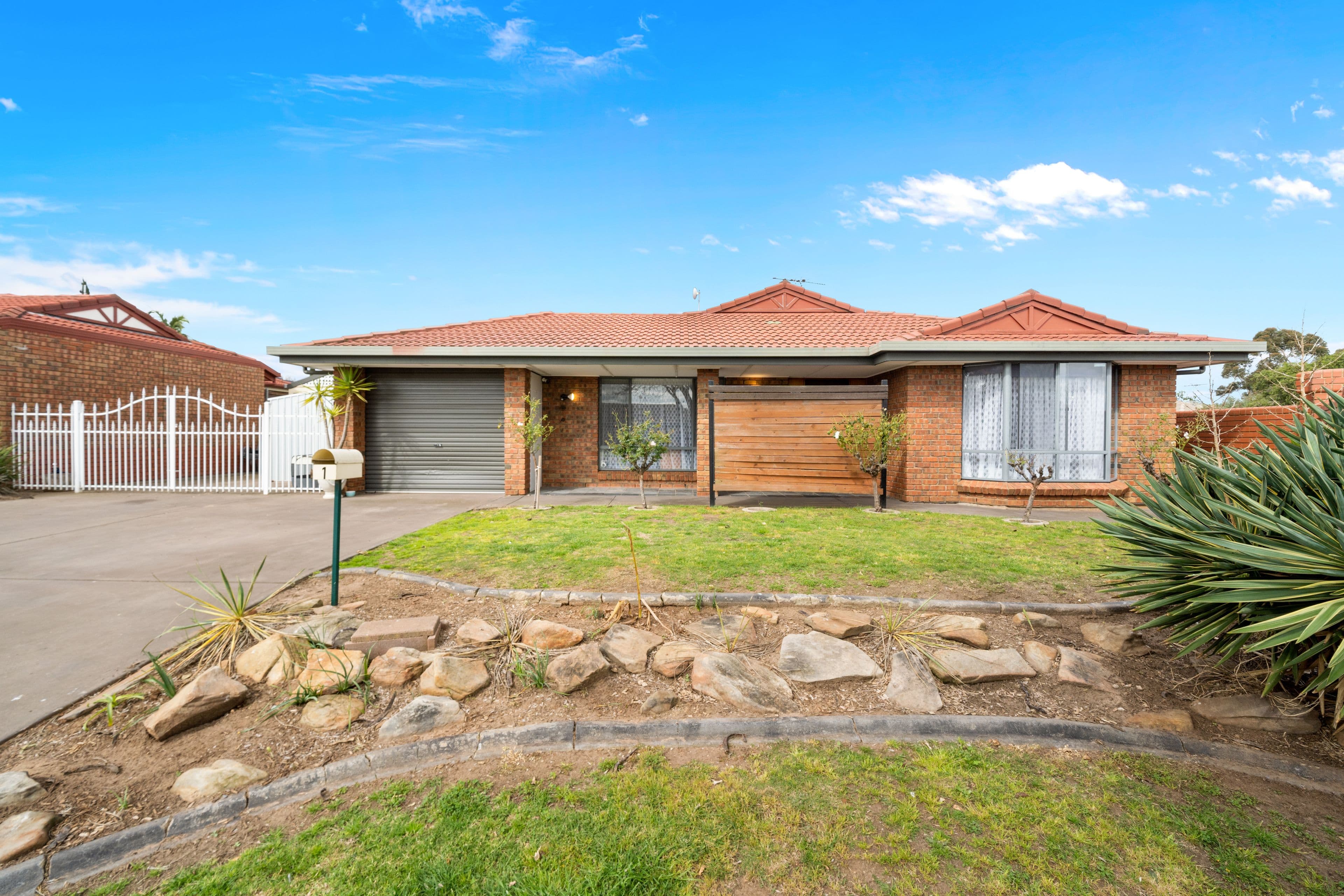1 Somerset Grove, Craigmore SA 5114, Craigmore - Image 1