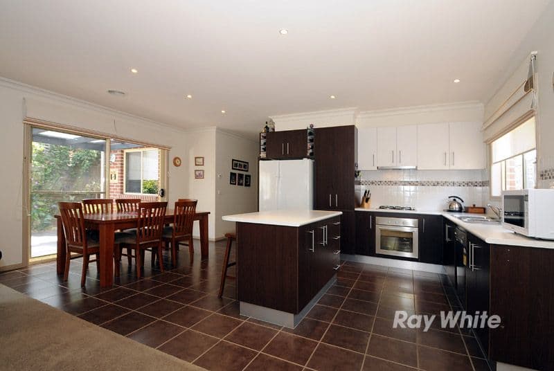 3 Hillcrest Avenue, FERNTREE GULLY VIC 3156, Ferntree Gully - Thumbnail 3