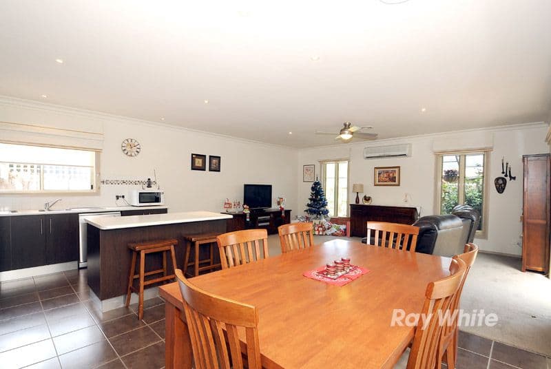 3 Hillcrest Avenue, FERNTREE GULLY VIC 3156, Ferntree Gully - Thumbnail 4
