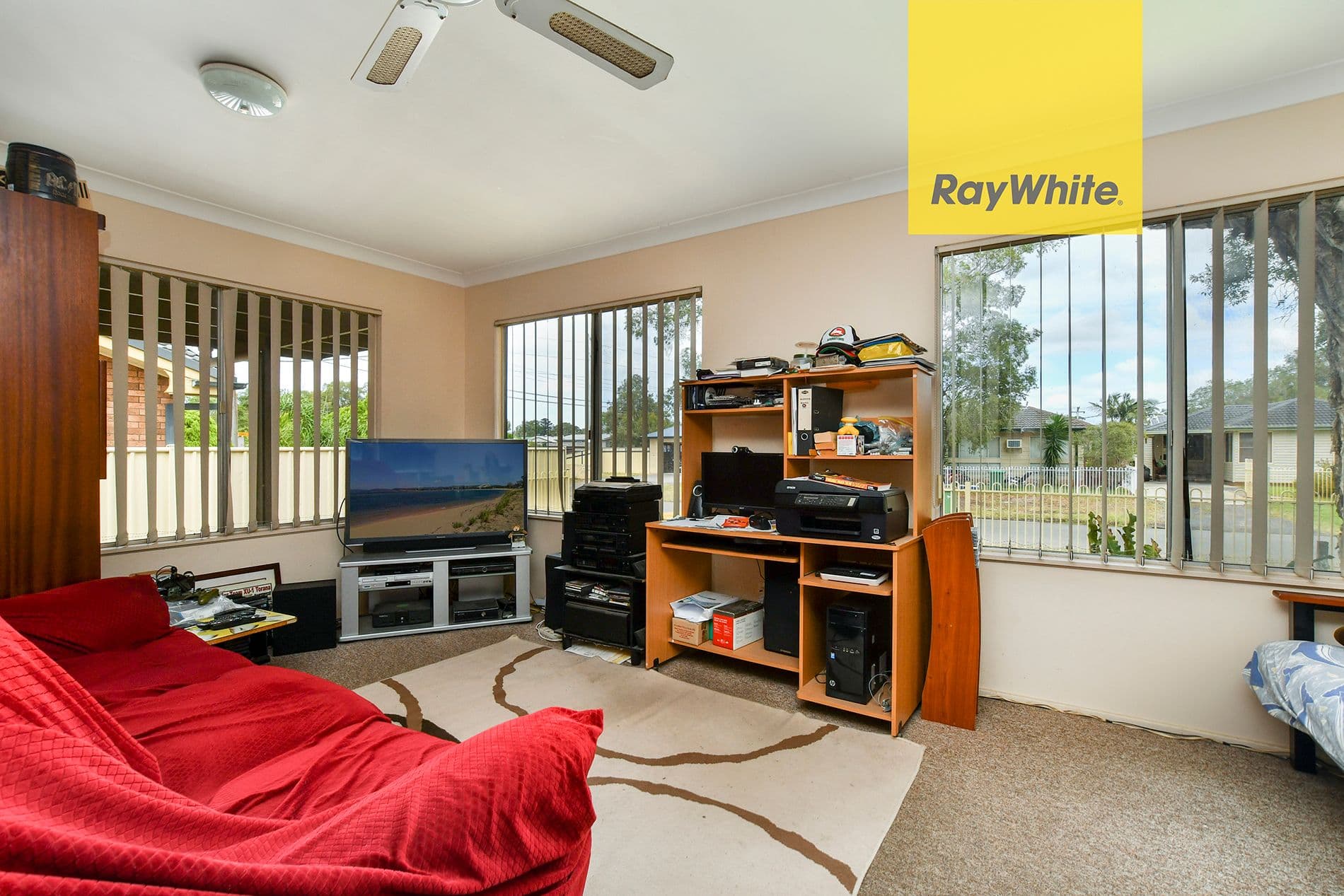 49 Mackenzie Avenue, Woy Woy - Thumbnail 2