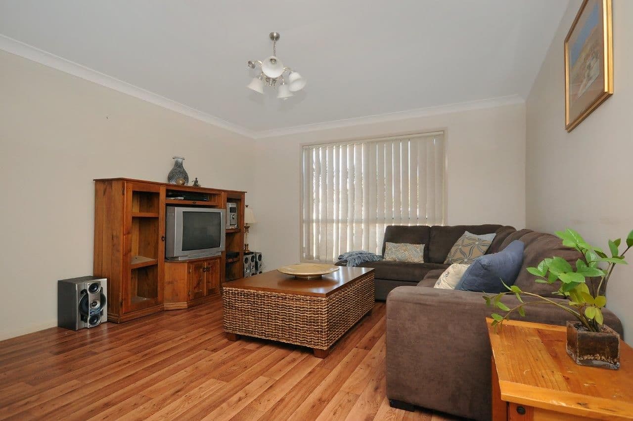 4 Biscay Court, GLENVALE QLD 4350, Glenvale - Thumbnail 3
