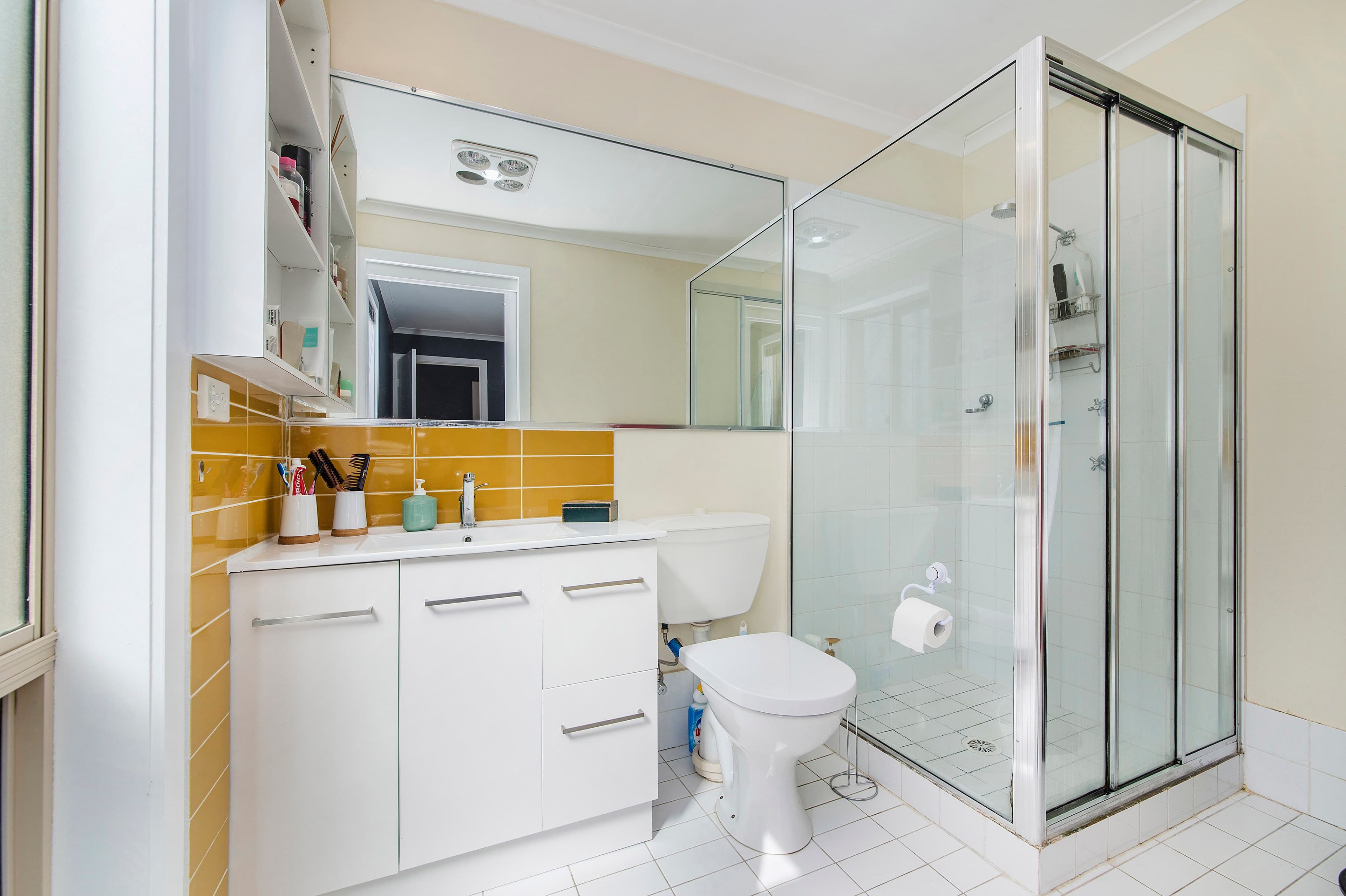 37 Britten Jones Drive, Holt ACT 2615, Holt - Thumbnail 7