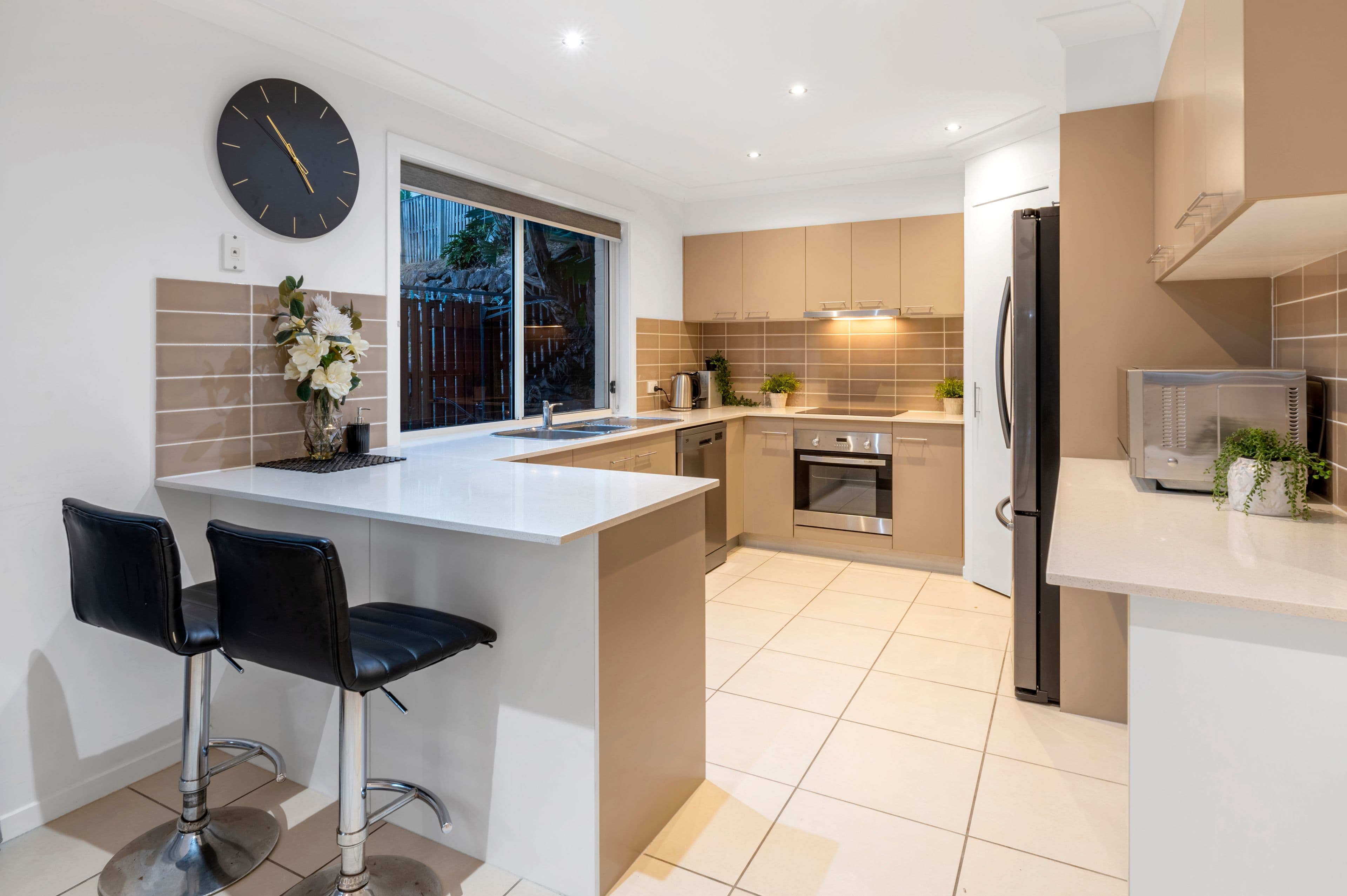 42 Angourie Crescent, Pacific Pines QLD 4211, Pacific Pines - Thumbnail 4