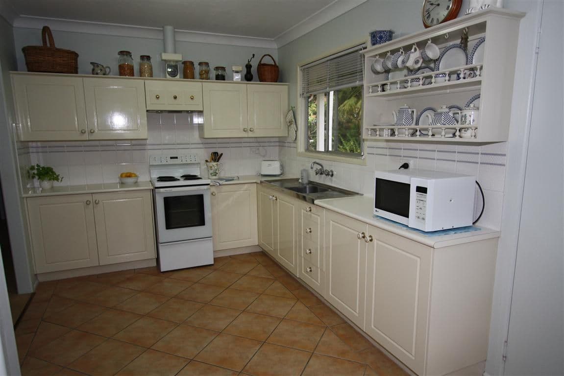 365 Fenlon Avenue, FRENCHVILLE QLD 4701, Frenchville - Thumbnail 3