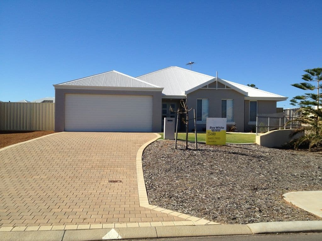 175 Glenfield Beach Drive, GLENFIELD WA 6532, Glenfield - Thumbnail 2