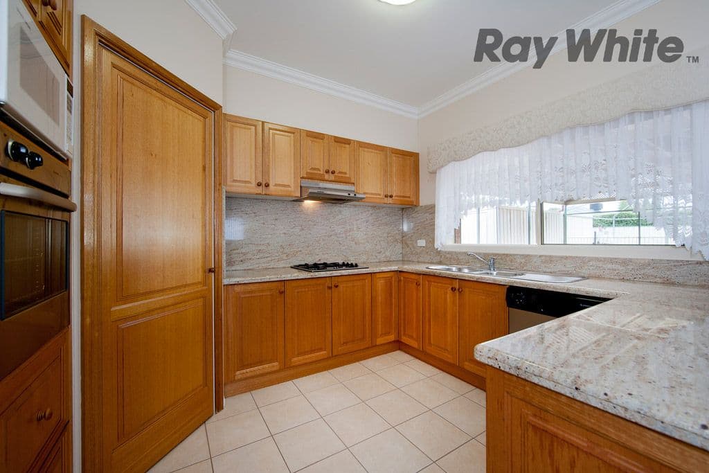 9 Sorrento Avenue, POINT COOK VIC 3030, Point Cook - Thumbnail 3