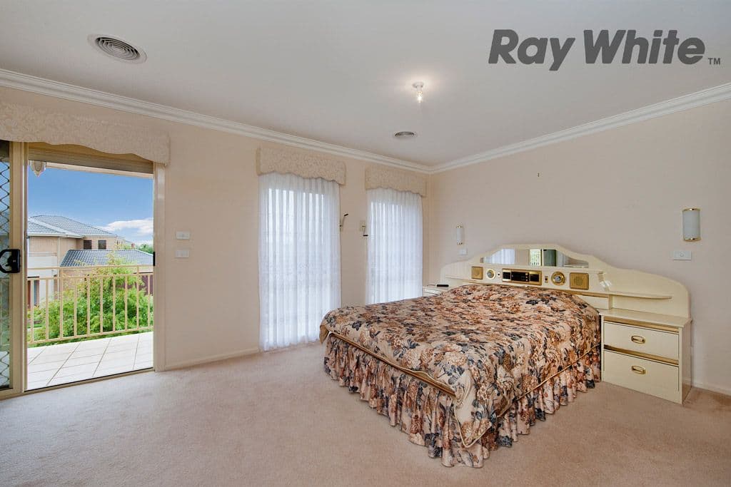 9 Sorrento Avenue, POINT COOK VIC 3030, Point Cook - Thumbnail 6