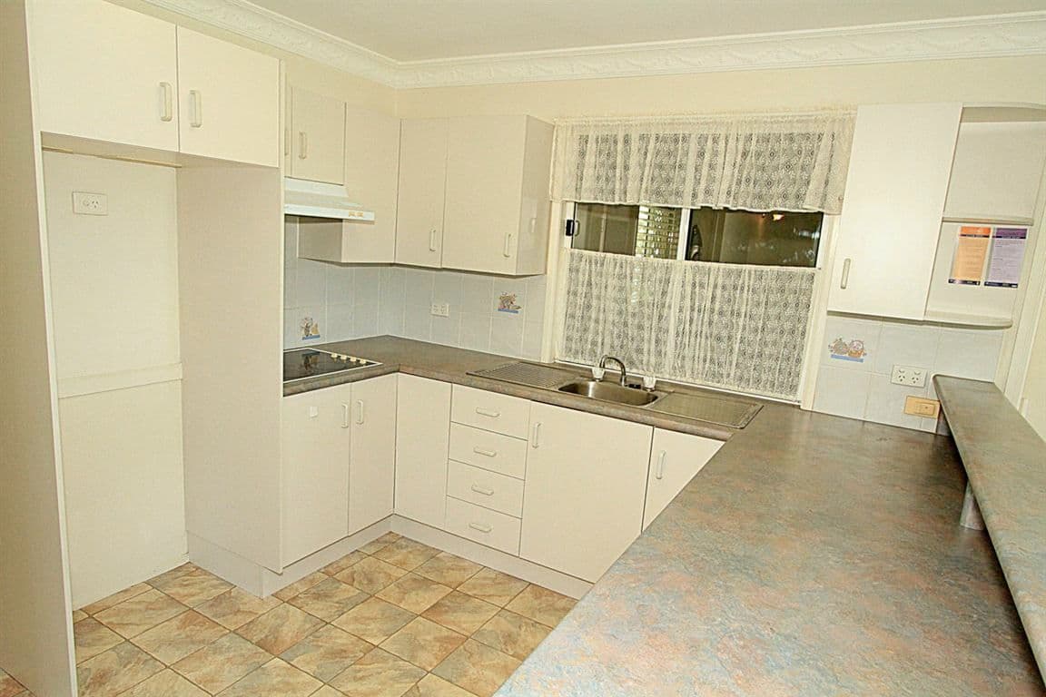 70 Carara Drive, KAWANA QLD 4701, Kawana - Thumbnail 4
