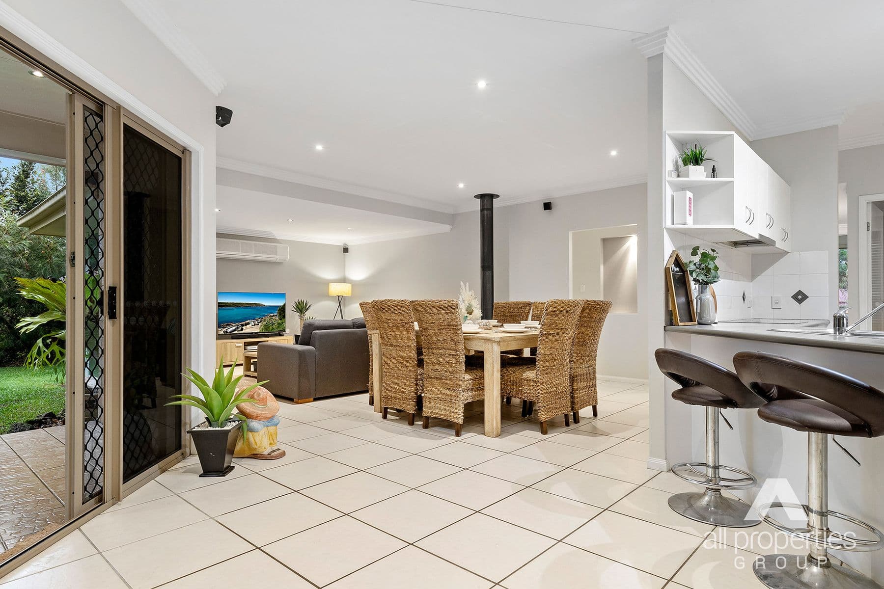 9-13 Barrine Court, Park Ridge South QLD 4125, Park Ridge South - Thumbnail 4
