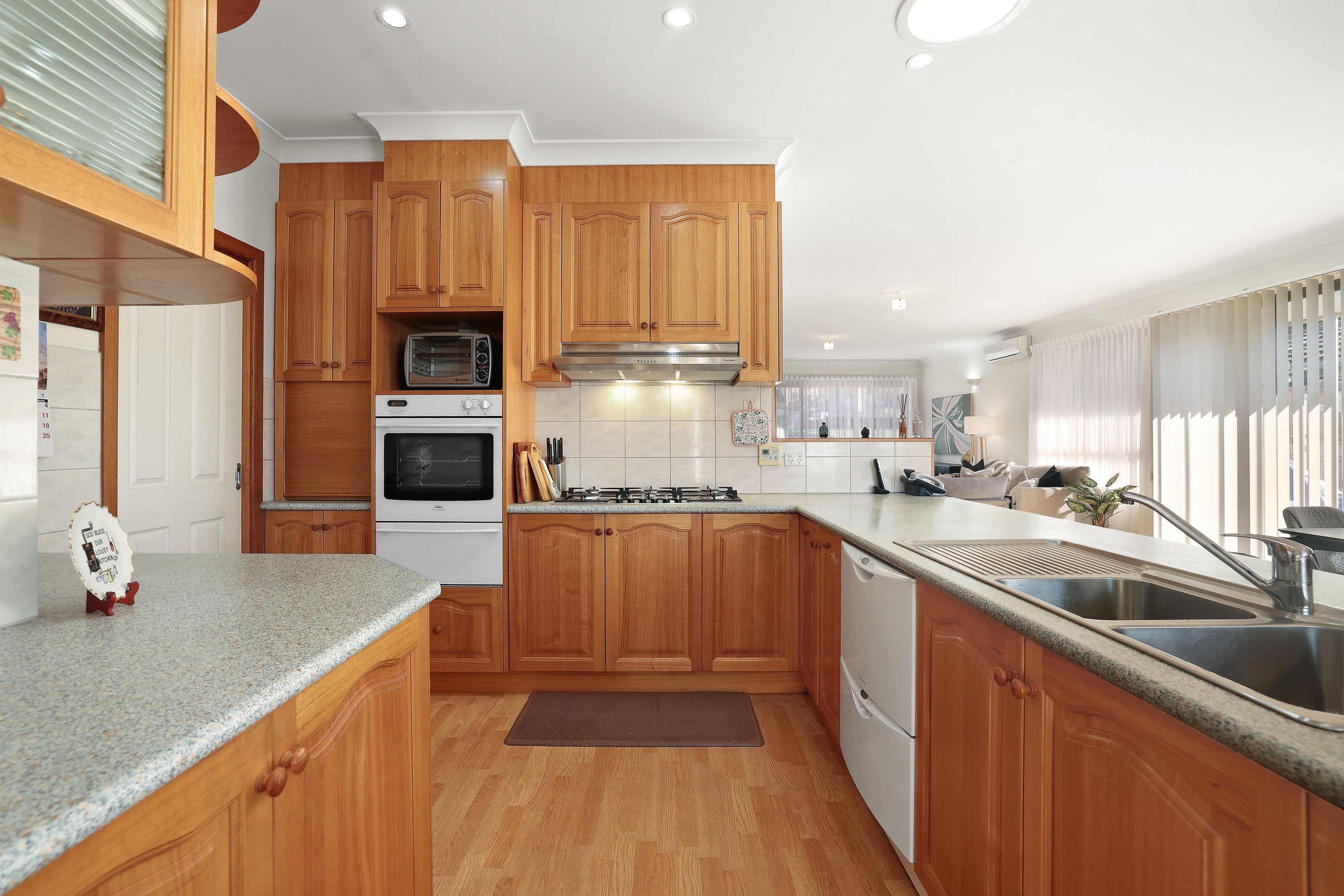 15 Cypress Avenue, Boronia VIC 3155, Boronia - Thumbnail 8