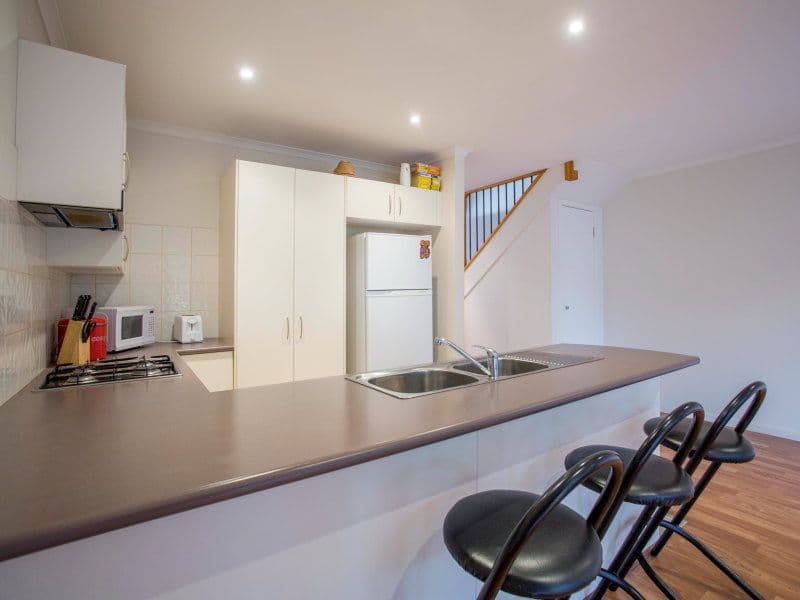 102-104 Hillcrest Road, FRANKSTON VIC 3199, Frankston - Thumbnail 3