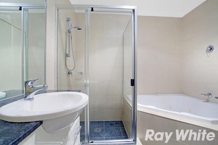 72 Harrington Avenue, CASTLE HILL NSW 2154, Castle Hill - Thumbnail 5