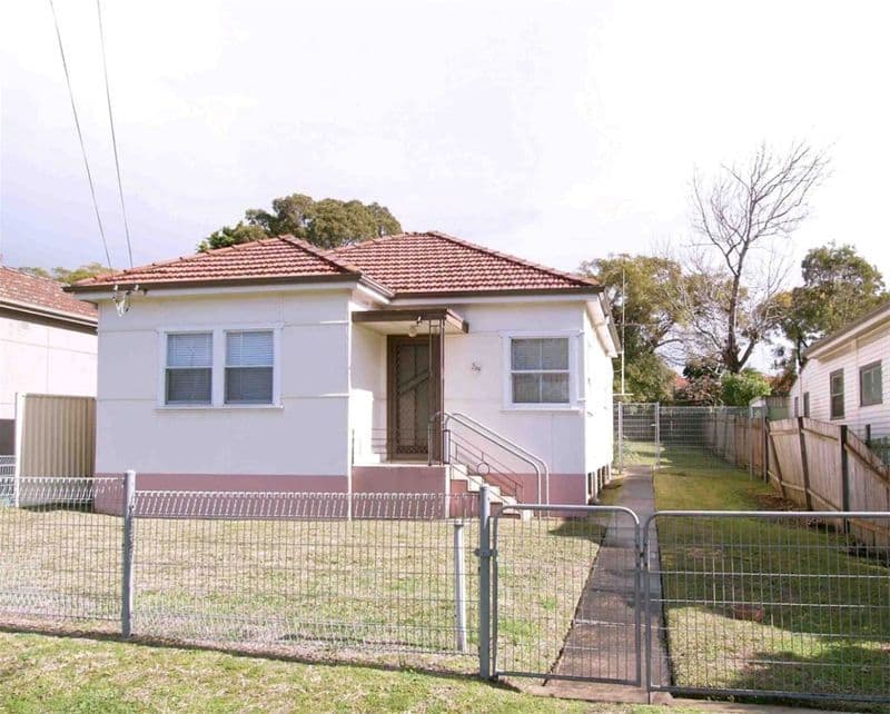 239 Port Hacking Road, MIRANDA NSW 2228, Miranda - Thumbnail 2