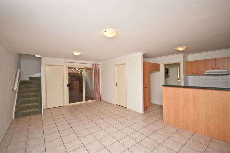 55 Vernon Street, NUNDAH QLD 4012, Nundah - Thumbnail 2