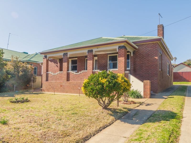 47 Lachlan Street, Cowra - Image 1