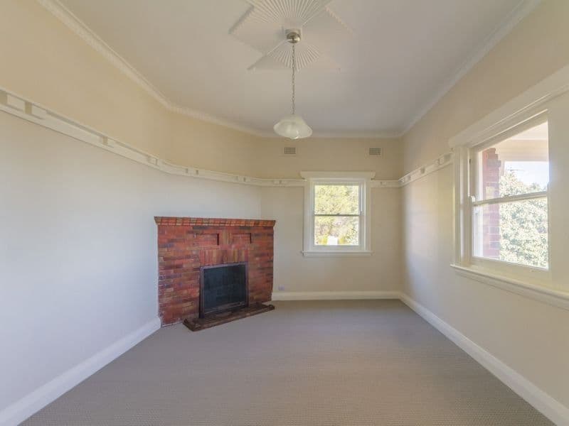 47 Lachlan Street, Cowra - Thumbnail 2