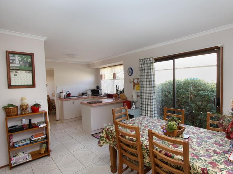 22 Callistemon Drive, Hoppers Crossing - Thumbnail 7