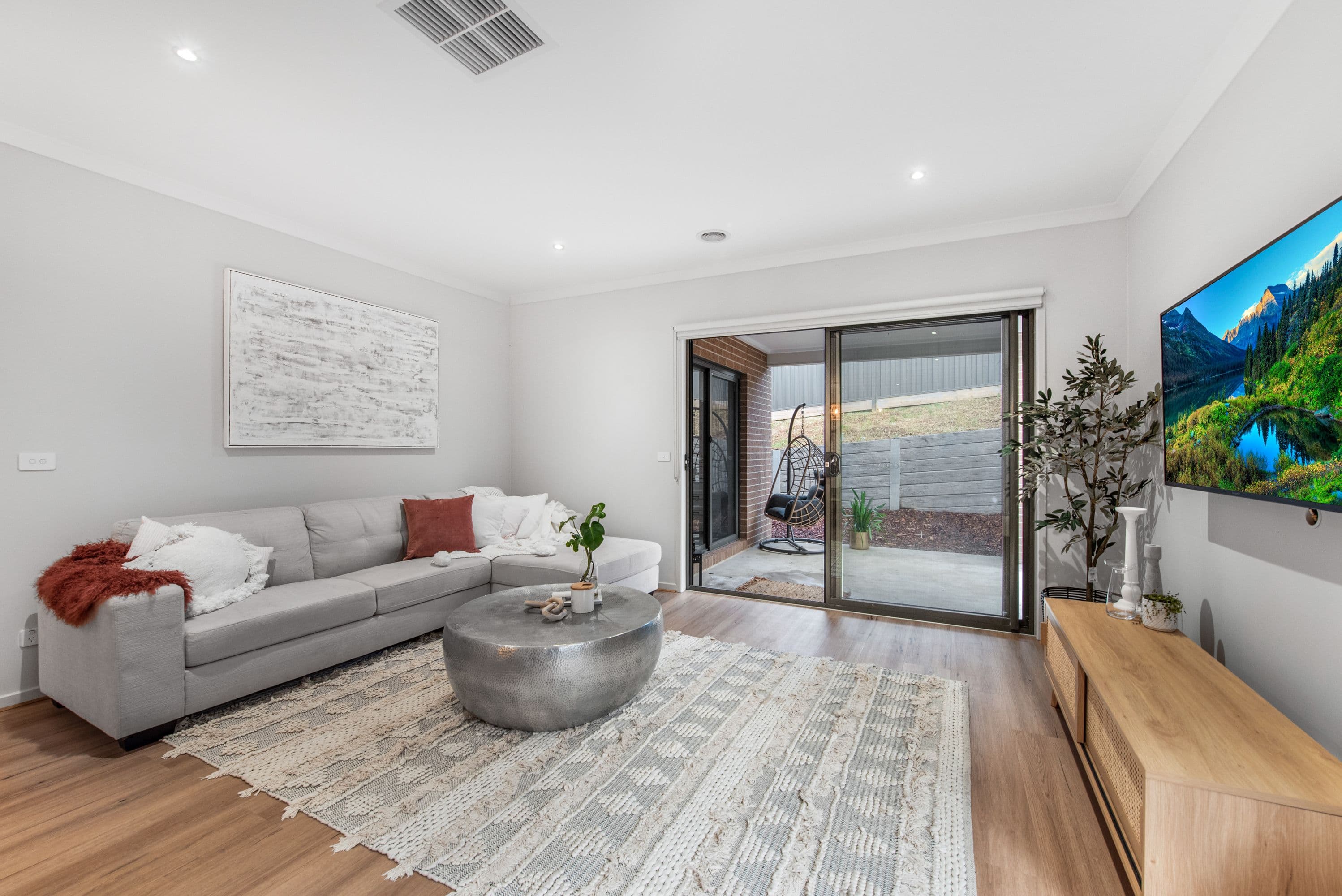5 Corvara Way, Pakenham VIC 3810, Pakenham - Thumbnail 7