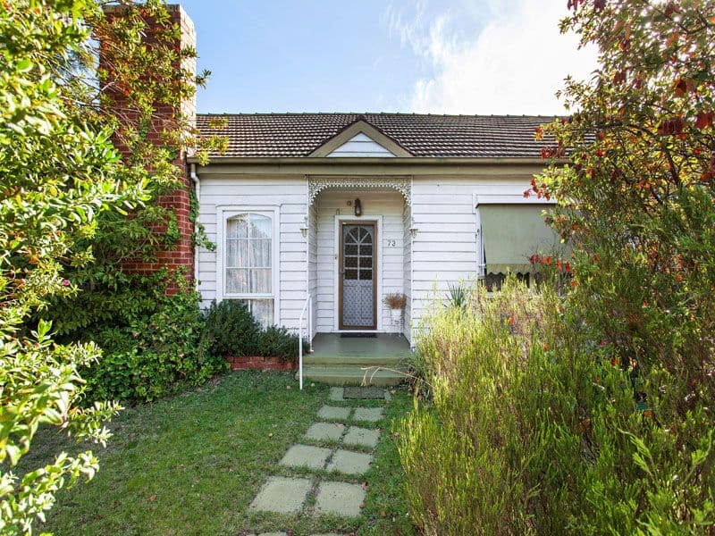 73 Lower Dandenong Road, MENTONE VIC 3194, Mentone - Thumbnail 2