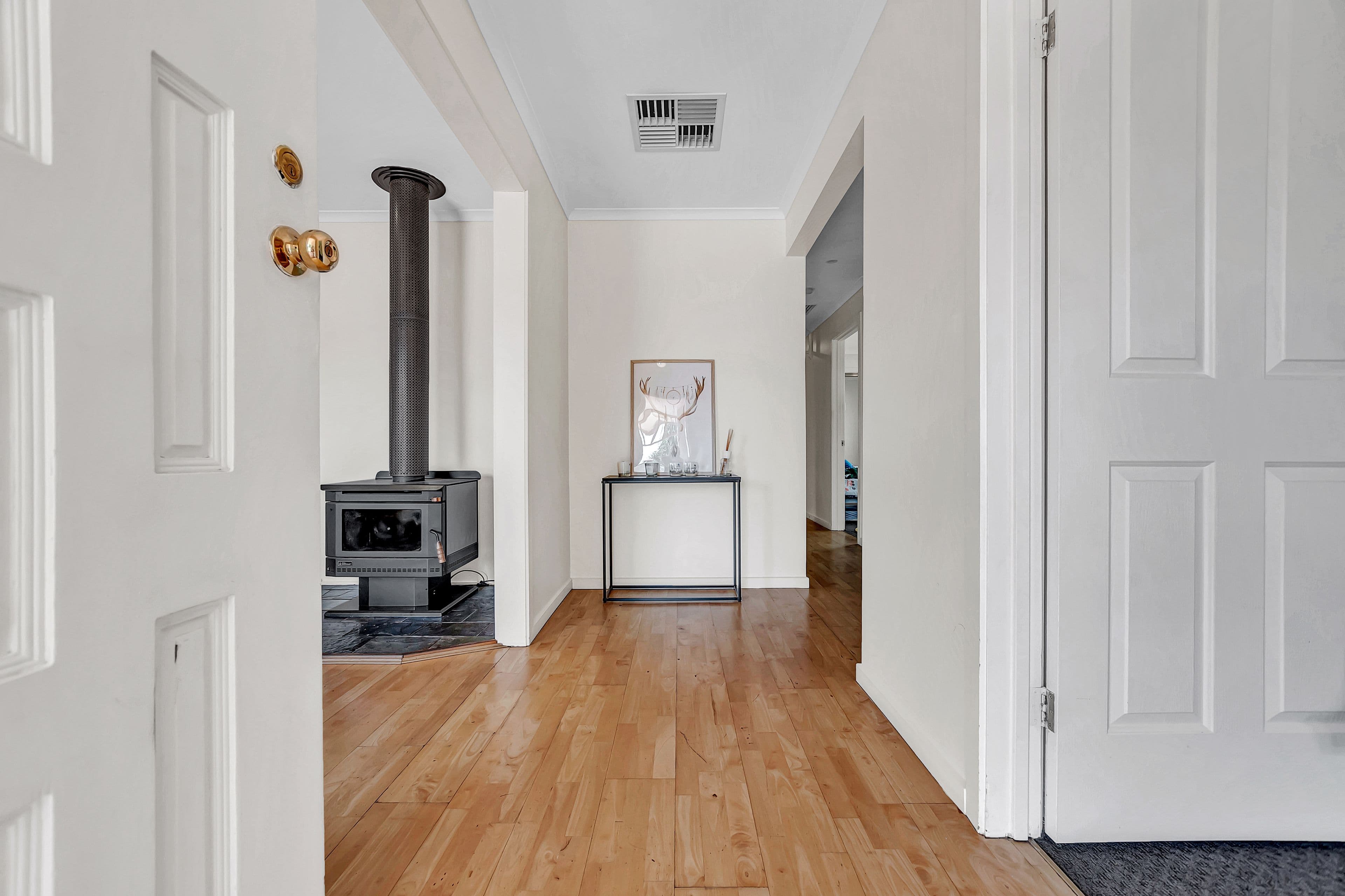 4 Allandale Road, Kings Park VIC 3021, Kings Park - Thumbnail 2