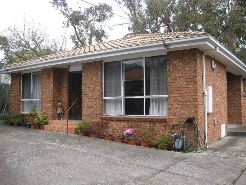 8 Glenview Crescent, DONCASTER EAST VIC 3109, Doncaster East - Image 1