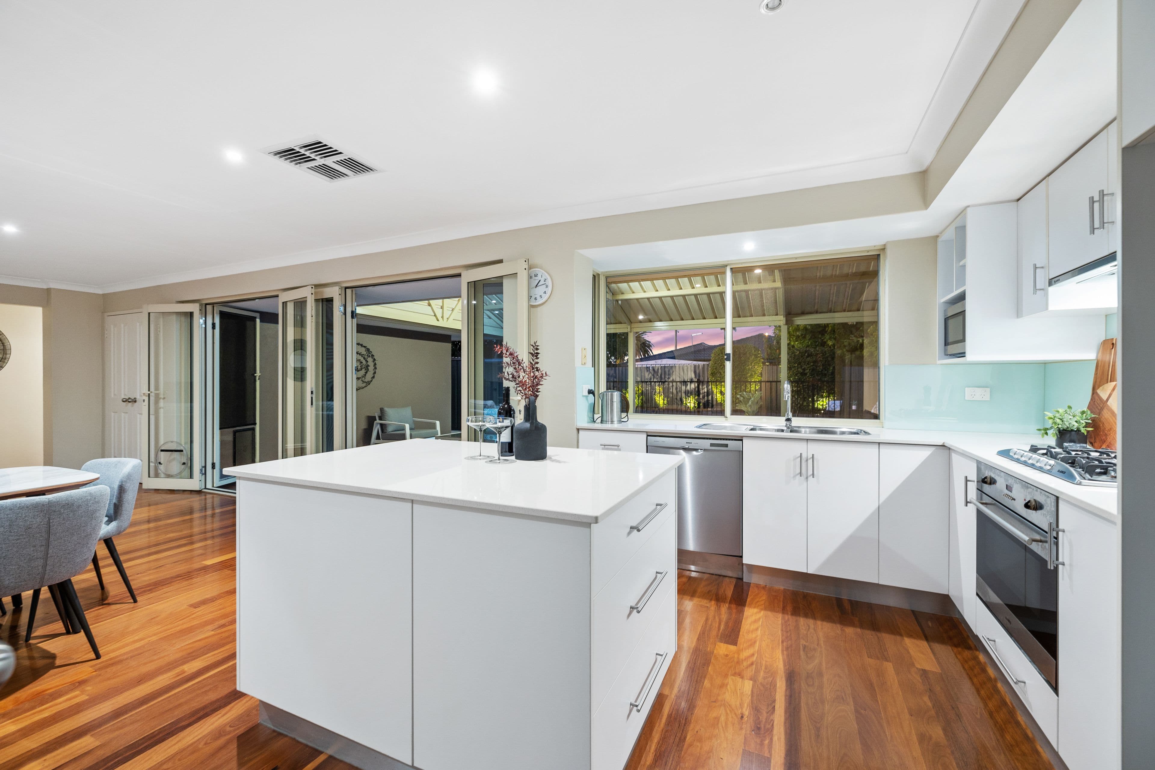 10 Walmsley Drive, Noranda WA 6062, Noranda - Thumbnail 8
