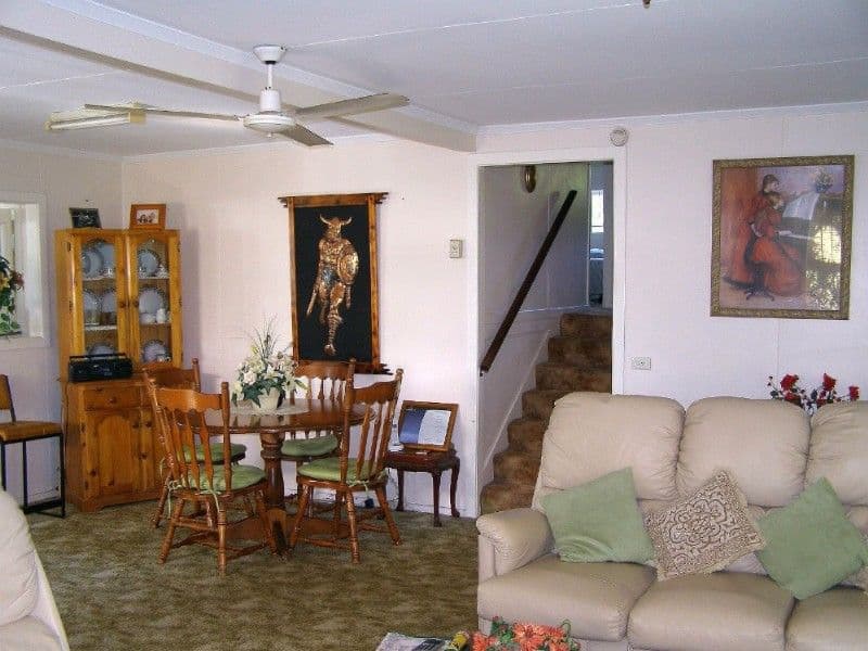 27 Watson Street, CLONTARF QLD 4019, Clontarf - Thumbnail 2