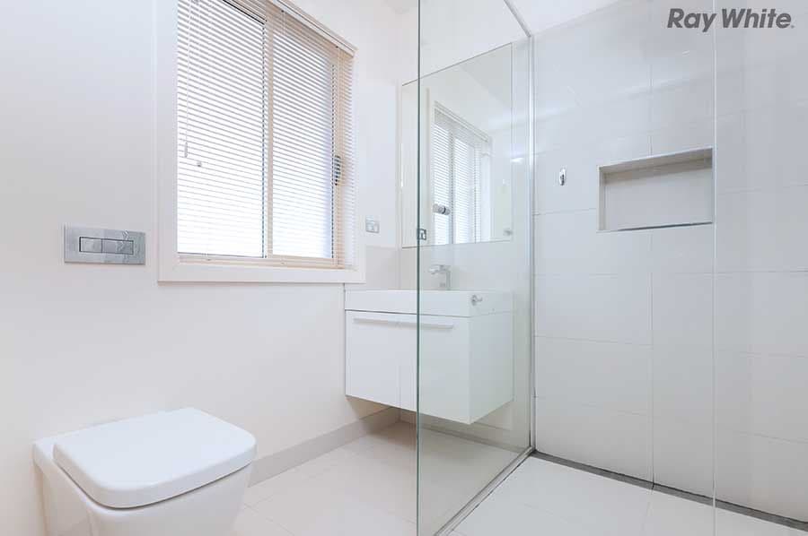 16 Sidney Place, Caroline Springs VIC 3023, Caroline Springs - Thumbnail 8