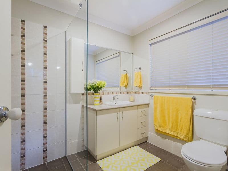 16 Beaumont Crescent, Pacific Pines QLD 4211, Pacific Pines - Thumbnail 8