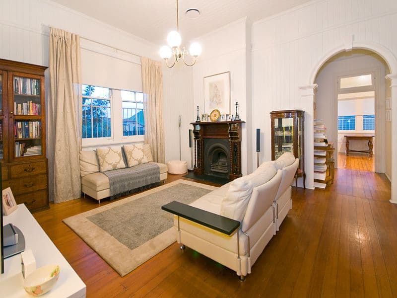 132  Windsor Road, RED HILL QLD 4059, Red Hill - Thumbnail 2