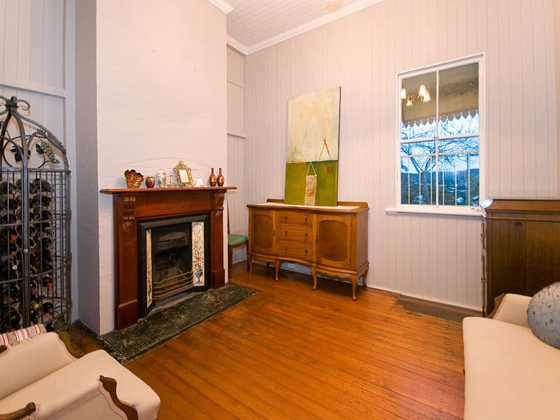 132  Windsor Road, RED HILL QLD 4059, Red Hill - Thumbnail 7