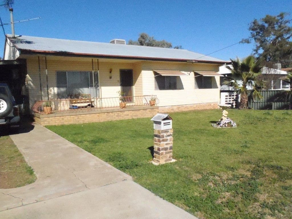 75 Susanne Street, TAMWORTH NSW 2340, South Tamworth - Image 1