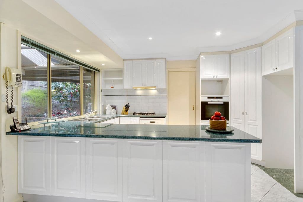 8 BLACKFRIARS Lane, Chirnside Park VIC 3116, Chirnside Park - Thumbnail 6
