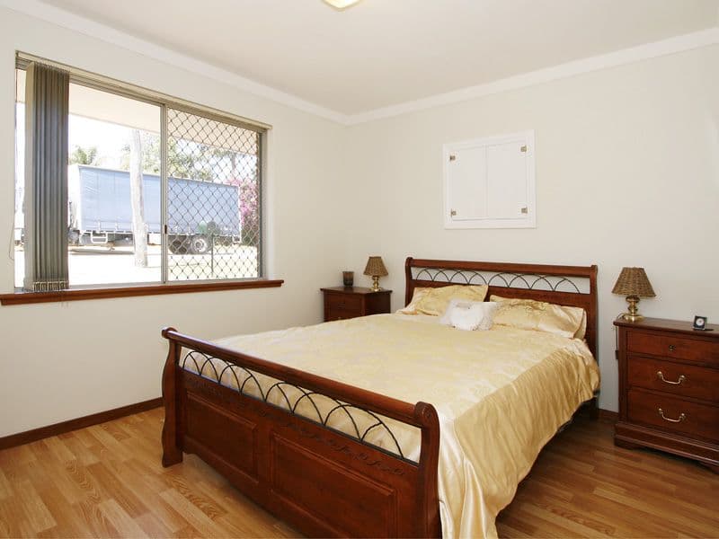 77b Crandon Street, GOSNELLS WA 6110, Gosnells - Thumbnail 7