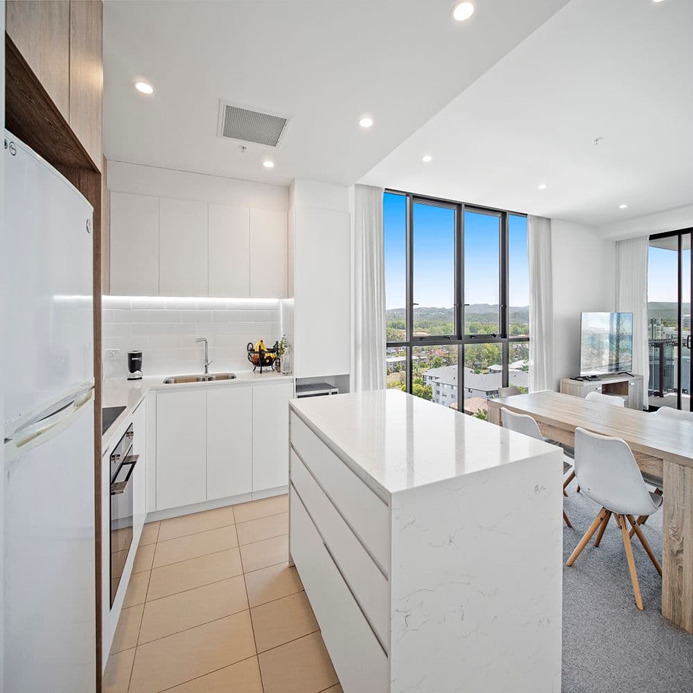 76 Musgrave Street 'The Iconic', Coolangatta QLD 4225, Coolangatta - Thumbnail 4