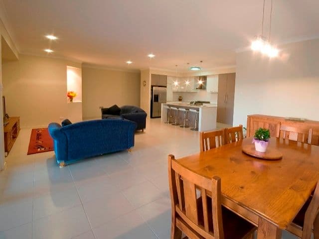 17 Nioka Drive, HIGHFIELDS QLD 4352, Highfields - Thumbnail 3