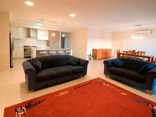 17 Nioka Drive, HIGHFIELDS QLD 4352, Highfields - Thumbnail 5