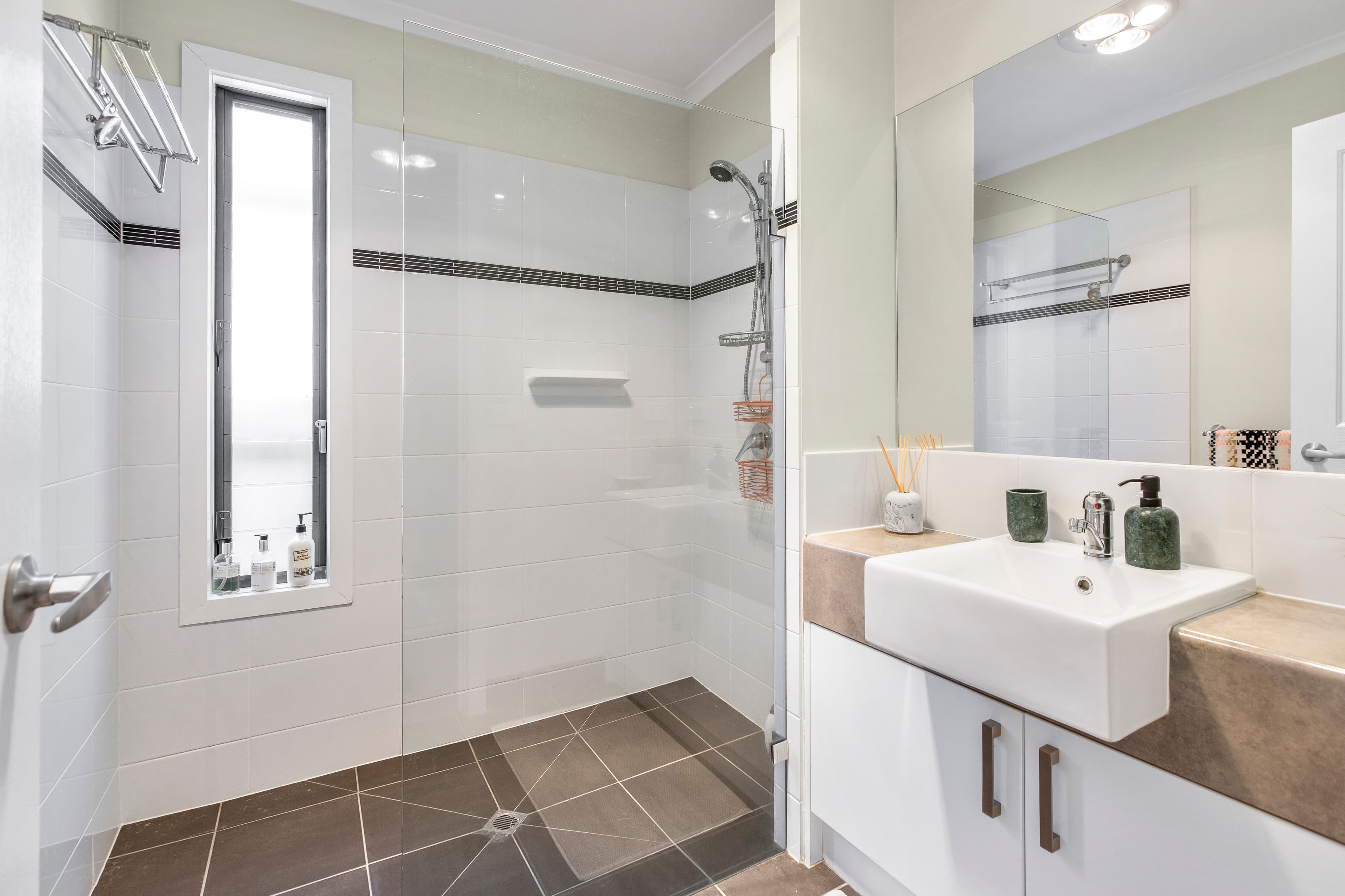 26 Sixth Avenue, Rosebud VIC 3939, Rosebud - Thumbnail 6