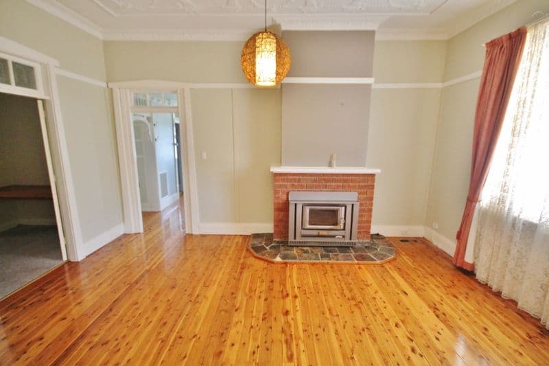 5 Brock Street, YOUNG NSW 2594, Young - Thumbnail 3