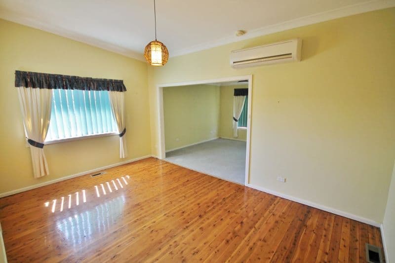 5 Brock Street, YOUNG NSW 2594, Young - Thumbnail 6