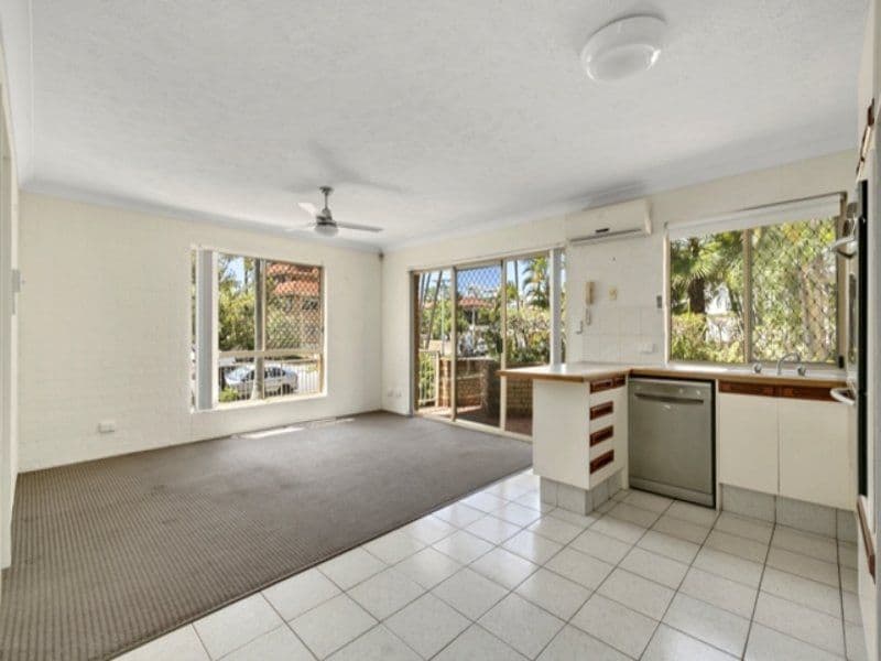 34 Ventura Road, Mermaid Beach QLD 4218, Mermaid Beach - Thumbnail 3